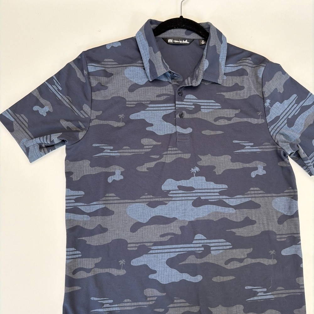 TravisMathew Polo Shirt Mens M Blue Camo Island Print Golf Slim Fit.‎     5210